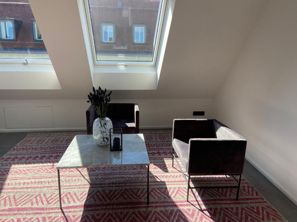 Suite One Business Munich Extérieur photo